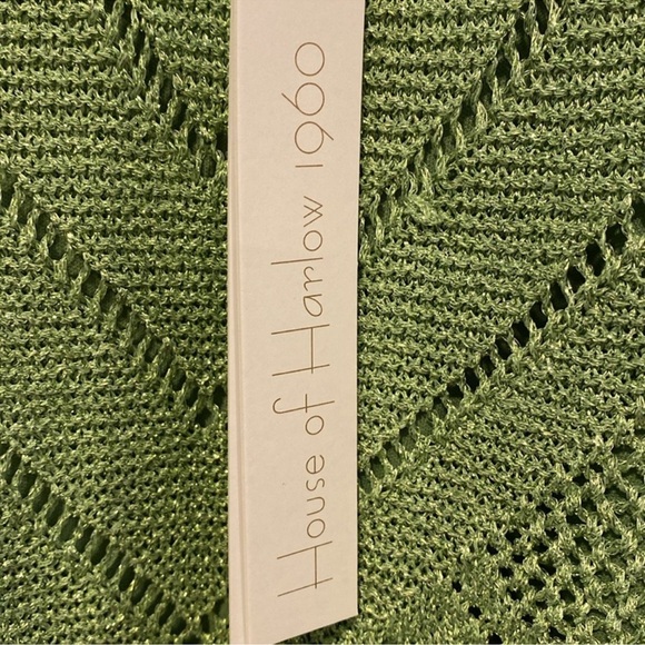 NWT HOUSE OF HARLOW 1960 Women’s Green Shimmer 2 Piece Set Top and Skirt Size S - Picture 8 of 15